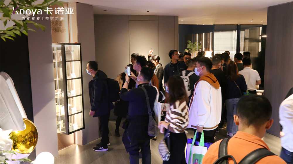 卡諾亞“四驅”并進亮相廣州定制家居展 卡諾亞“四驅”并進亮相廣州定制家居展